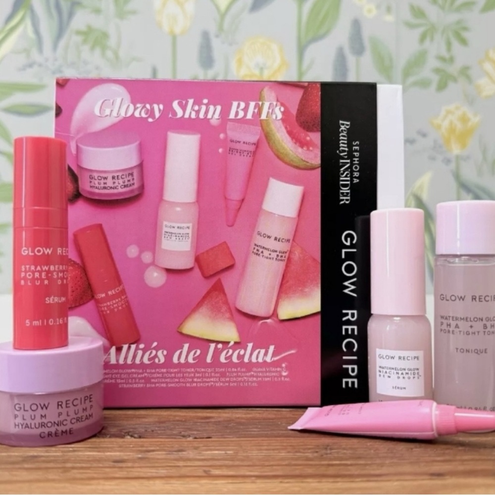 SOLD —Glow Recipe Glow Skin BFFs Set - Pink